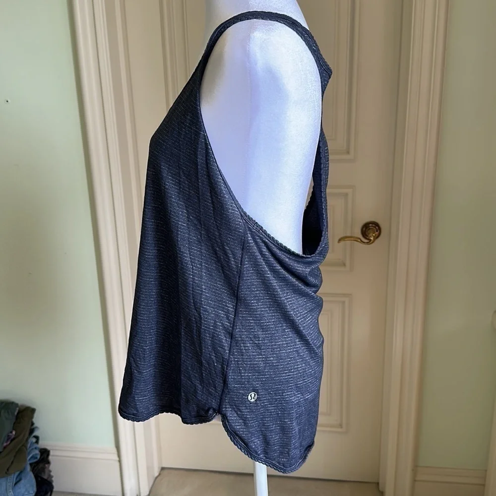 Lululemon Dark Blue Striped Racerback Scalloped Hem Tank Top